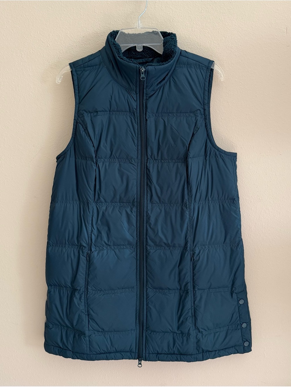 J.Jill Hillside Down Vest, size Medium Tall Dark Teal Side Snaps NWT